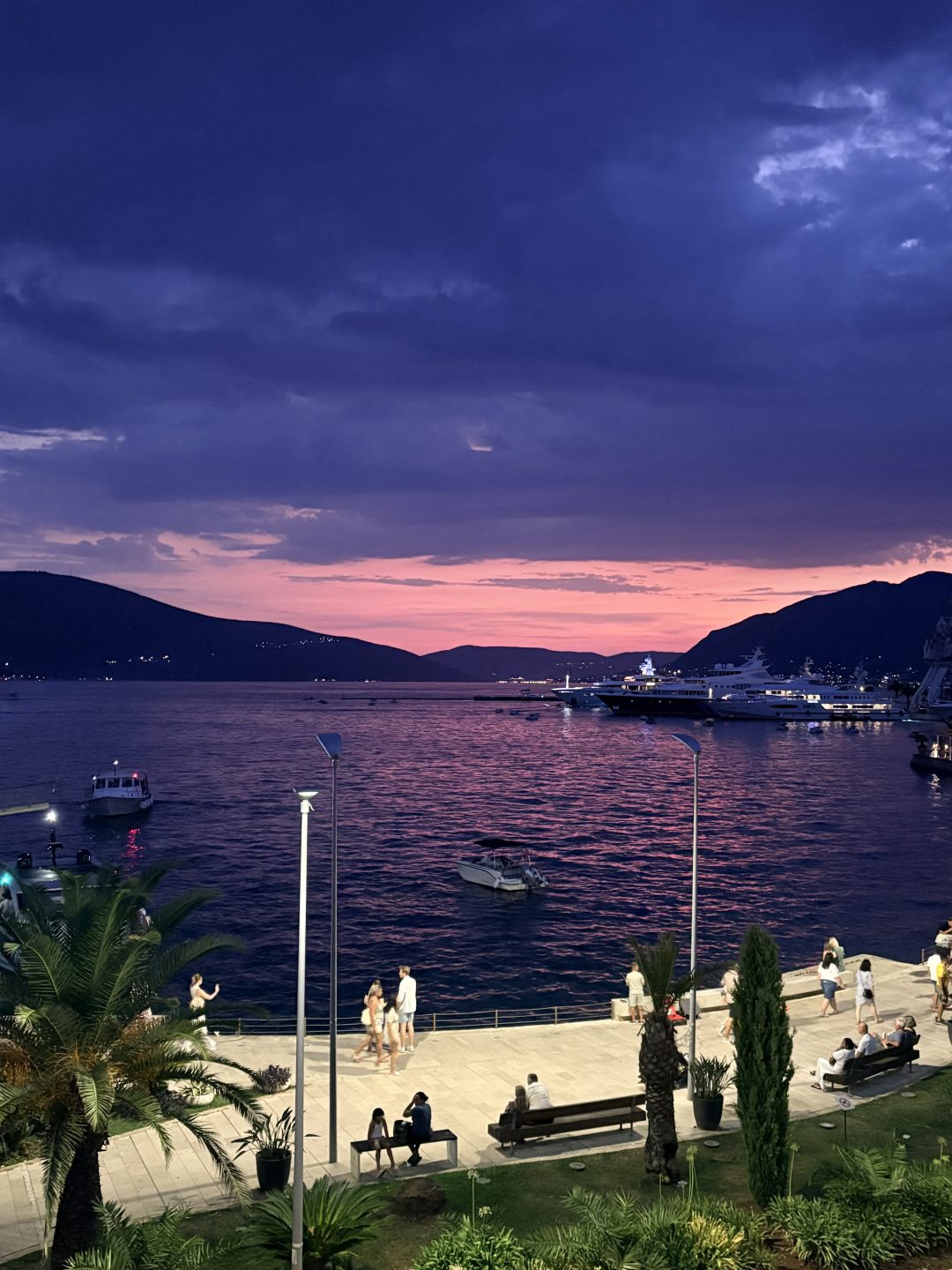 Postikortti Balkanilta - Tivat, Montenegro, elamaajamatkoja.fi